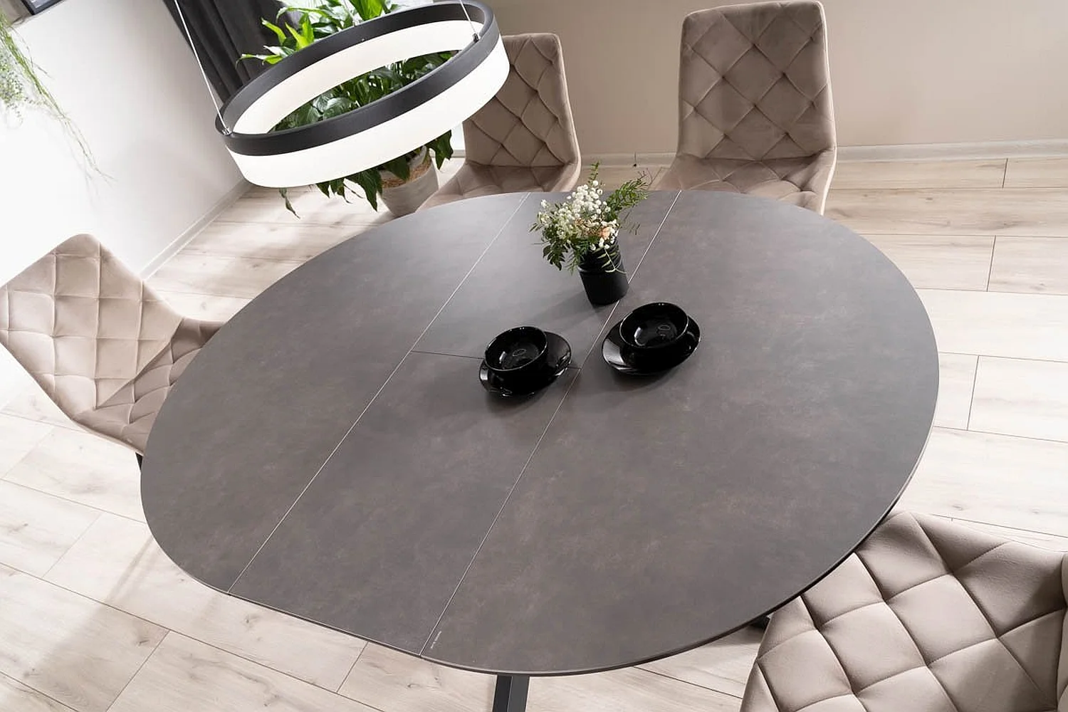 Стол обеденный SIGNAL PORTO Ceramic темно-серый мрамор/черный мат 120-160/120